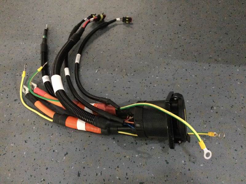 DC charging socket, 750V, 250A-2