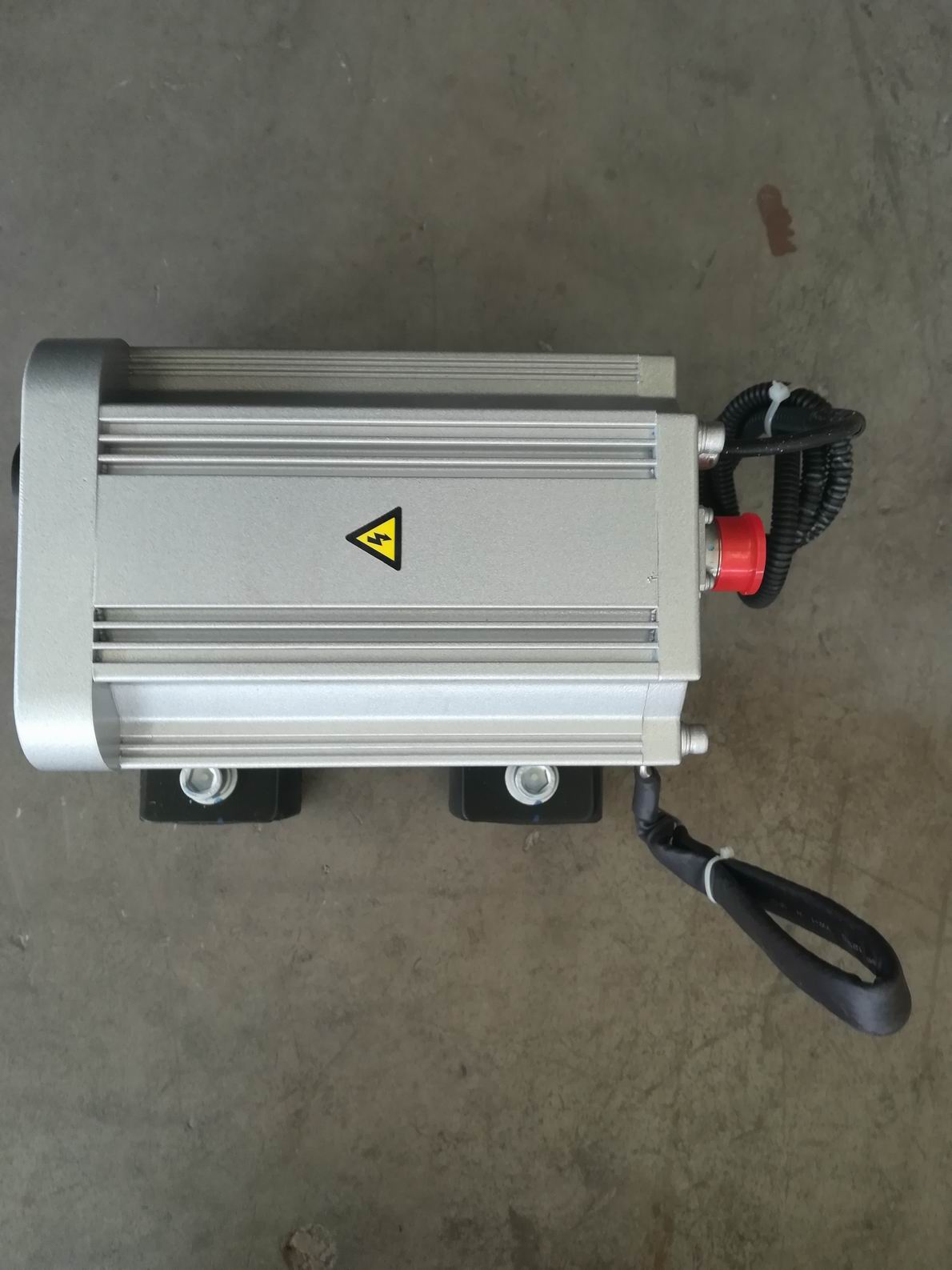 Мотор; 1. 5KW постоянный магнит