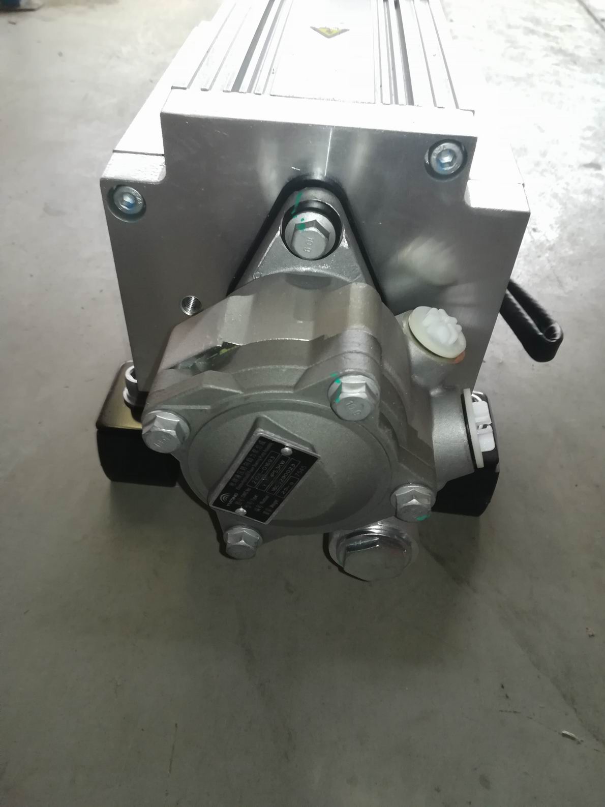 Electric steering oil pump, 15MPa, 16L/min, 3kW