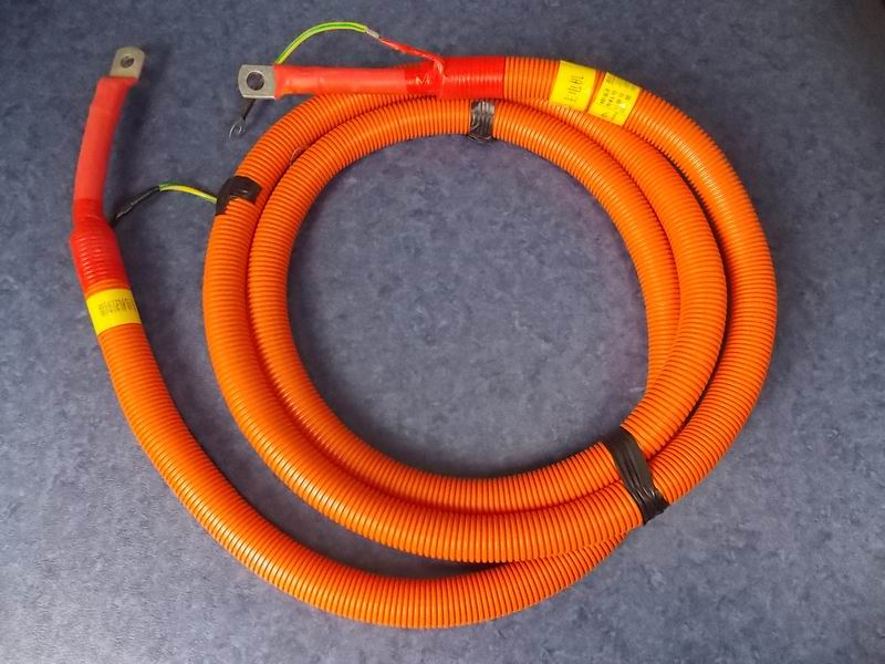 Оранжевая линия высокого напряжения 70-2950-1210 Главный двигатель Вт Управление главным двигателем Вт