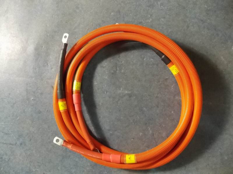 Orange high voltage line master capacitor to bidirectional DC capacitor