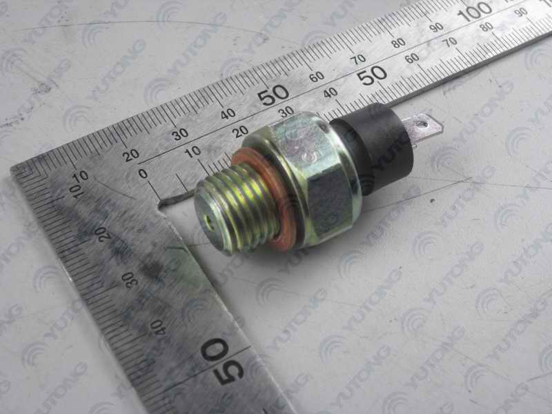 Oil pressure sensor
