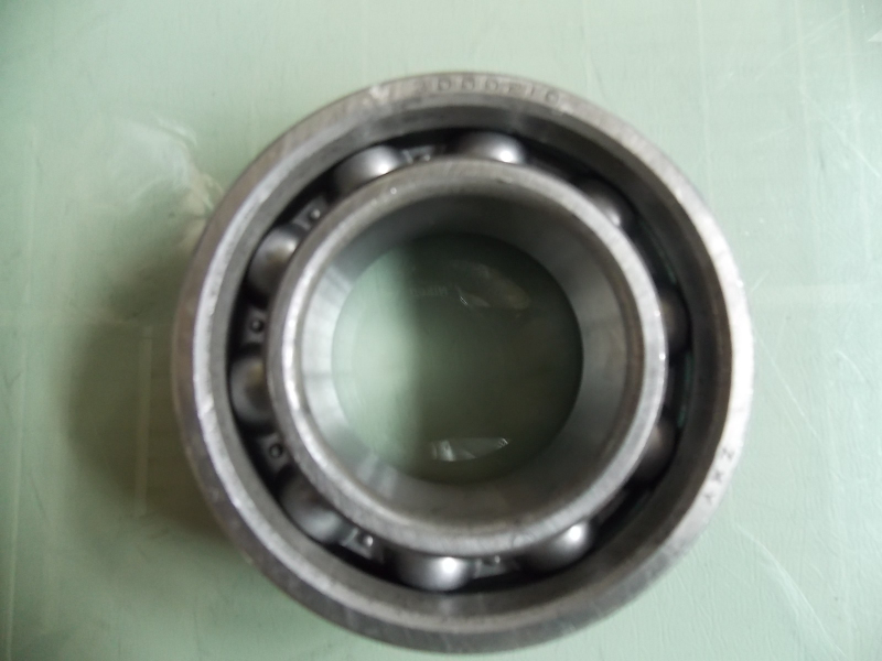Drive shaft intermediate bearing