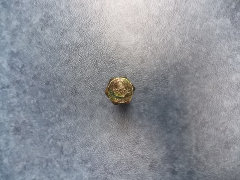 Rear axle drive shaft bolts-2