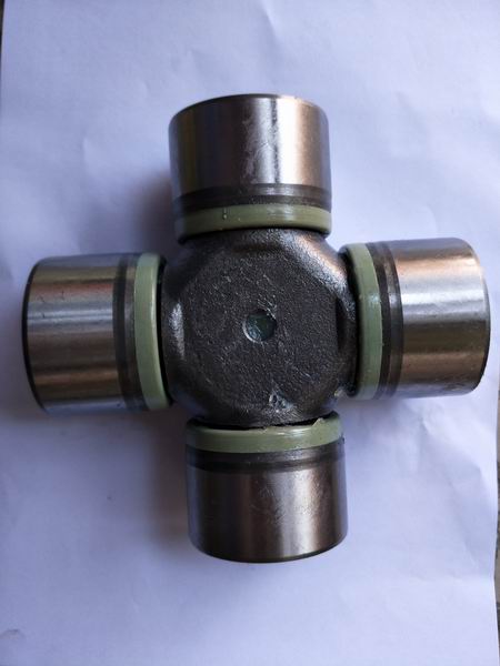 Drive shaft cross shaft