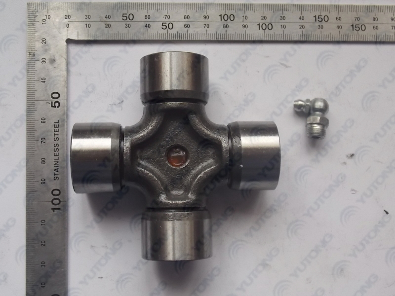 Поперечный вал трансмиссии; потреблять инвентарь