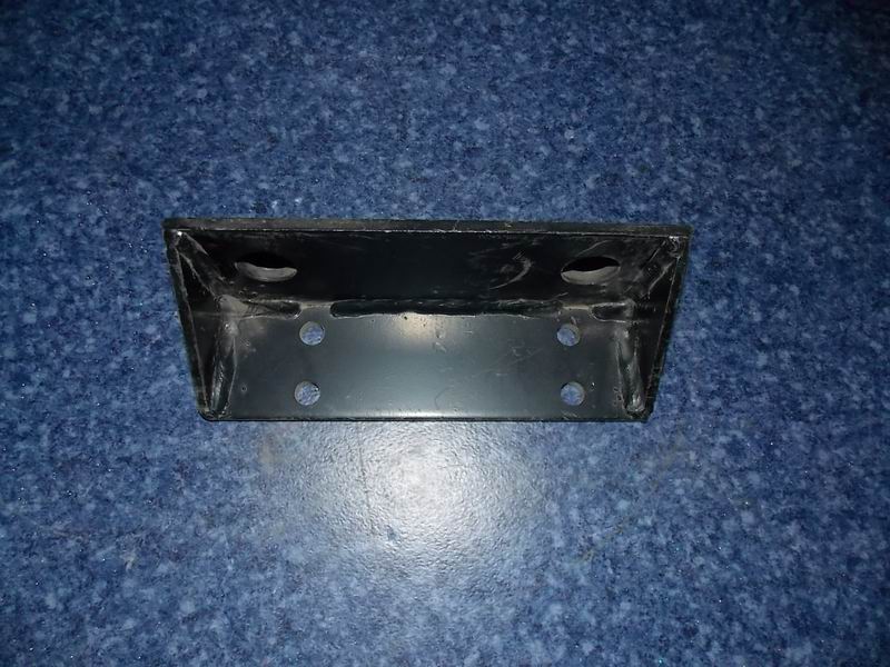 Drive shaft bracket (20 front)-1