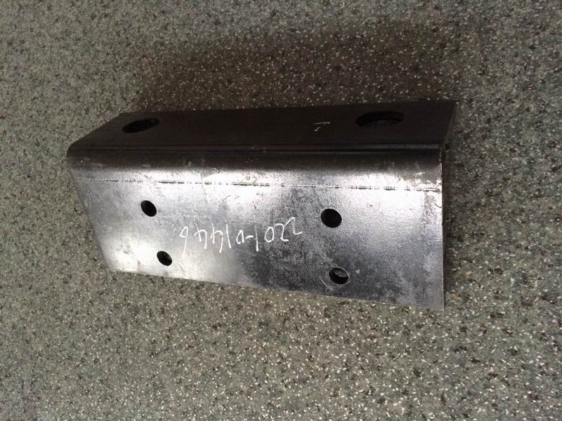 Drive shaft hanging frame (2-30X200 3°, 4-13X150X47)-1