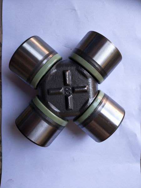Transmission shaft cross shaft (T-shaped oil nozzle)