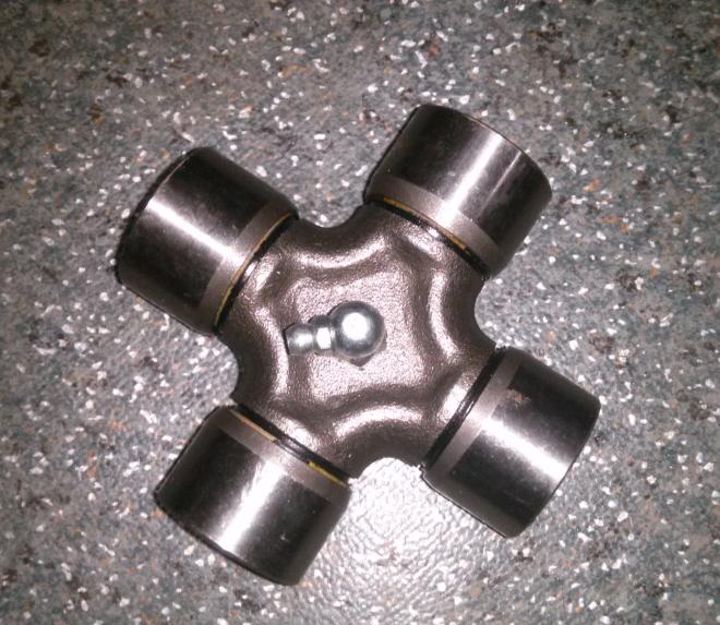 Drive shaft cross shaft