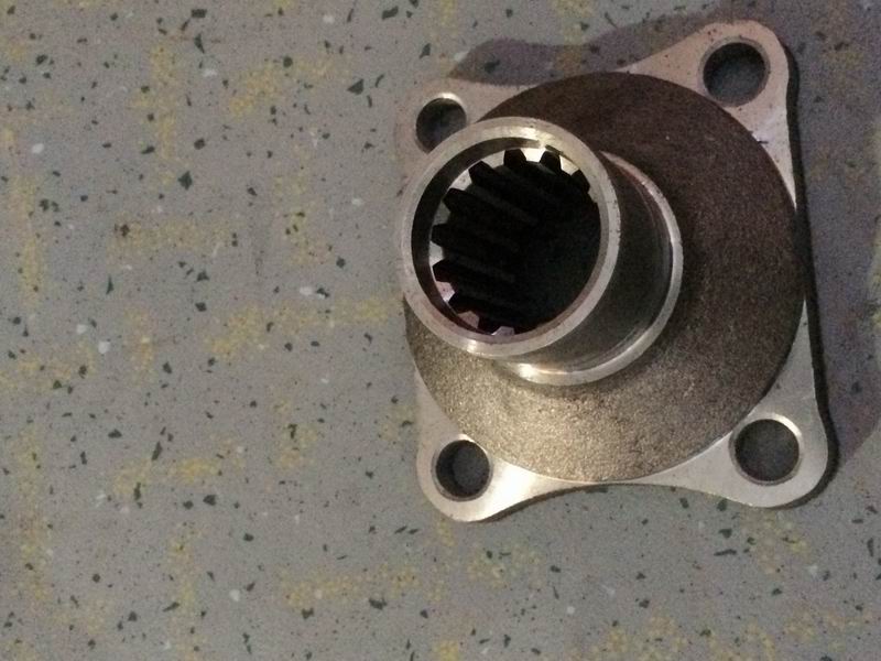 Drive shaft middle flange assembly