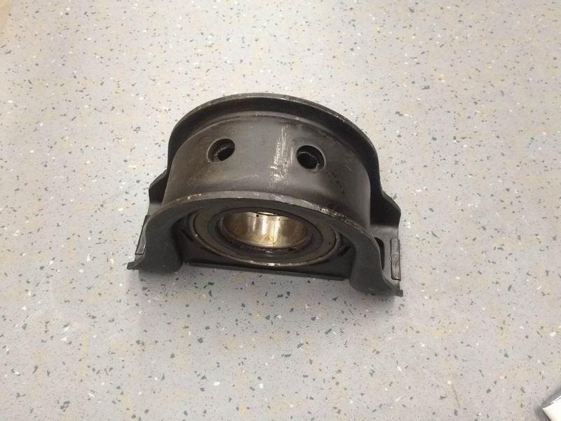 Drive shaft intermediate support-1