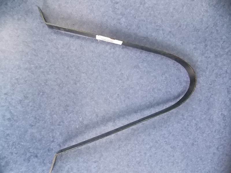 Middle transmission protection bracket assembly