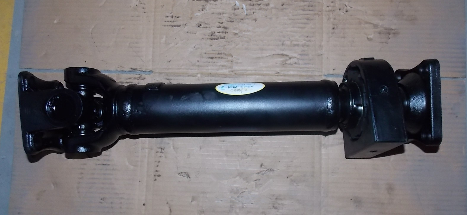 Передний приводной вал