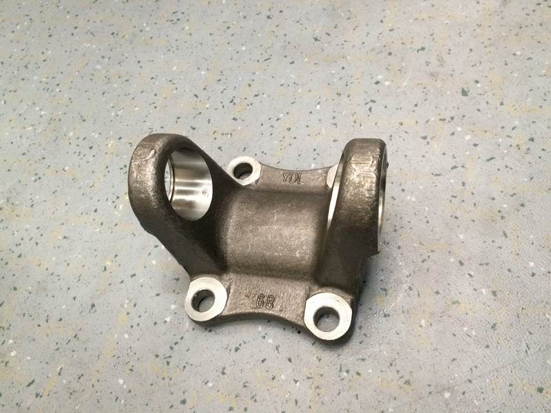 Фланец приводного вала; удалил так же, как 2214-00063