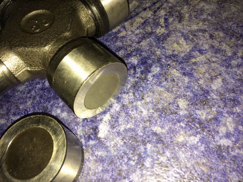 Drive shaft cross shaft