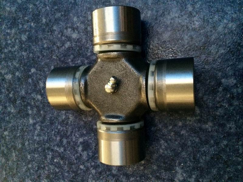 Drive shaft cross shaft