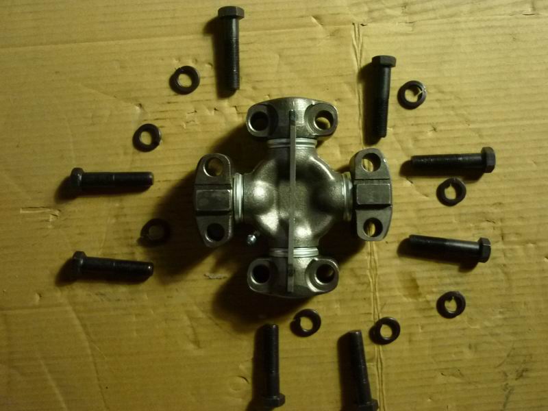 Поперечный вал приводного вала