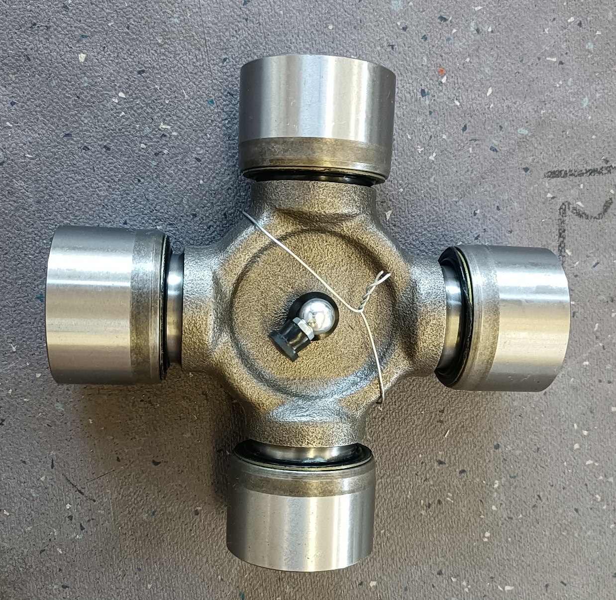 Drive shaft cross shaft