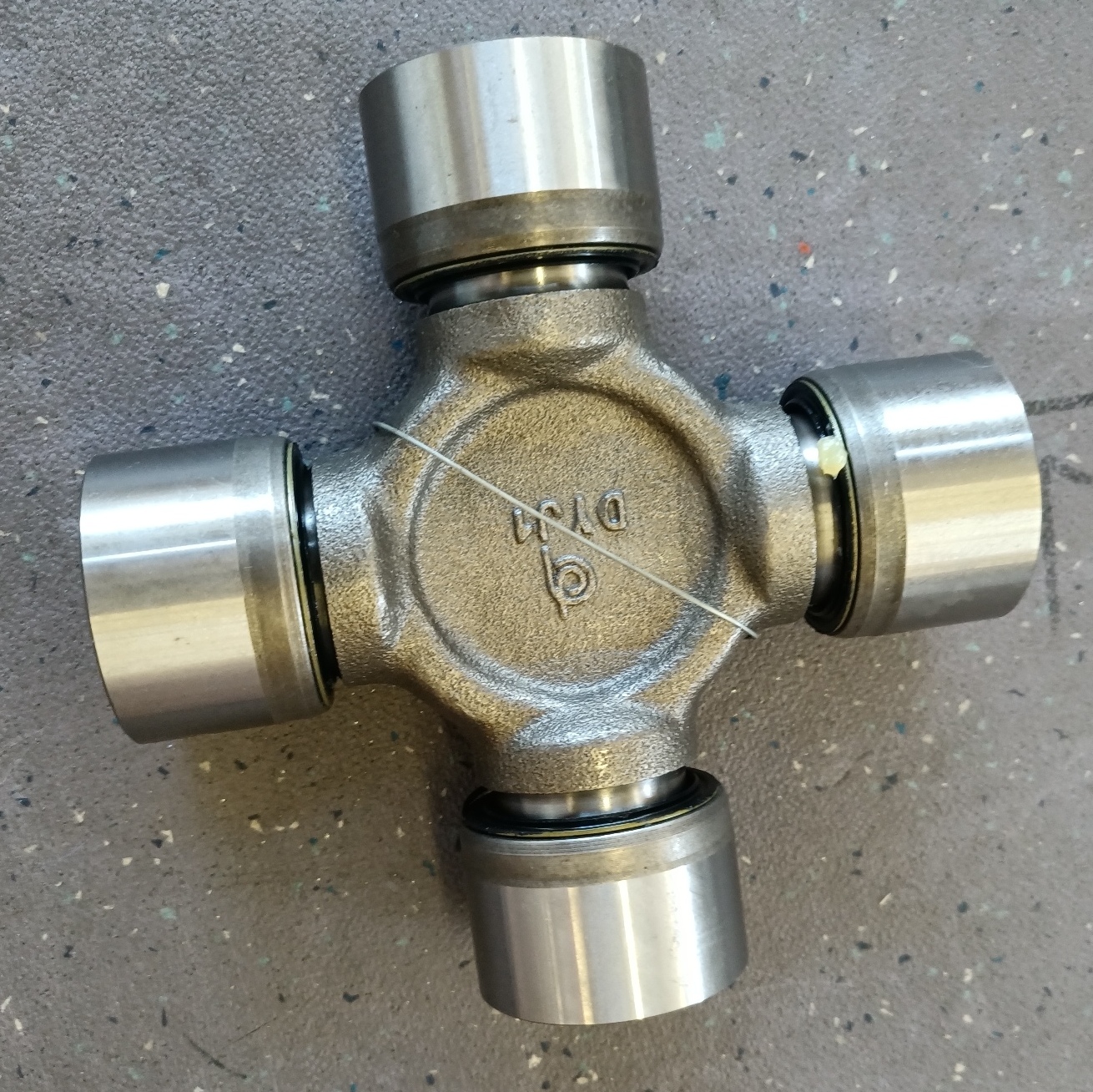 Drive shaft cross shaft-1