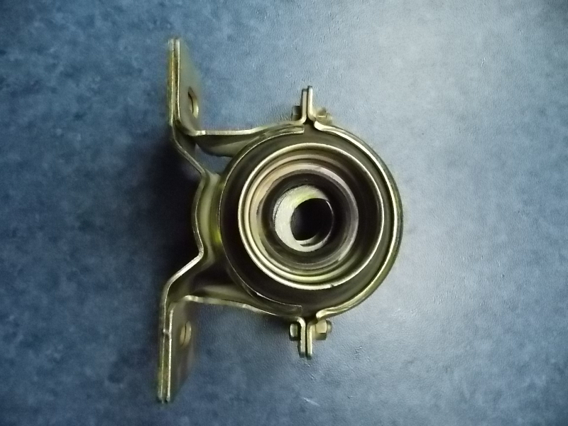 Drive shaft middle support-3