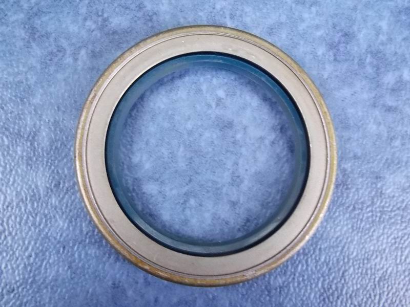 Half shaft oil seal-external