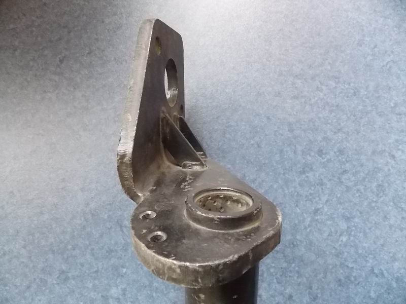 Rear left air chamber bracket-3