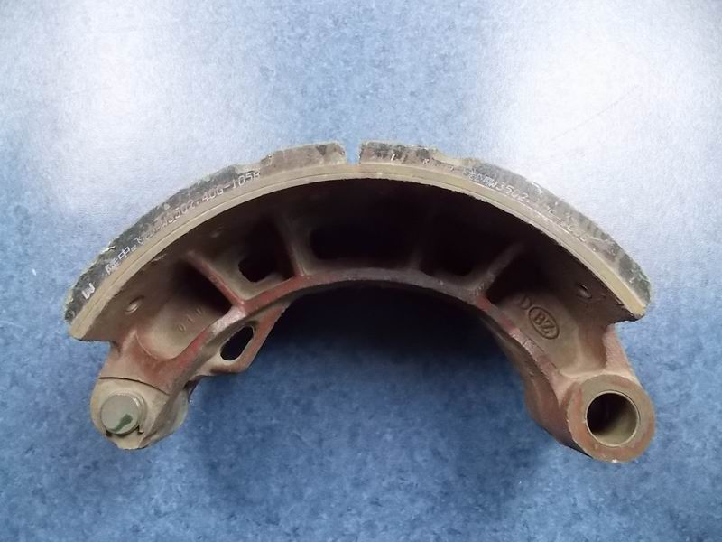 Rear brake shoe assembly-1