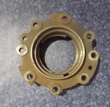 D Active bevel bearing seat