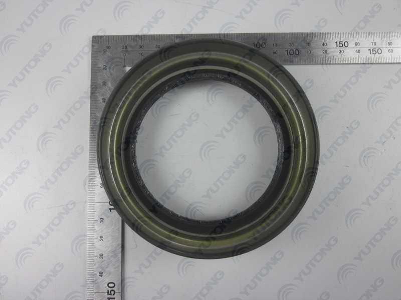 Active bevel gear oil seal; inner diameter 80; outer diameter 110; thickness 32-2