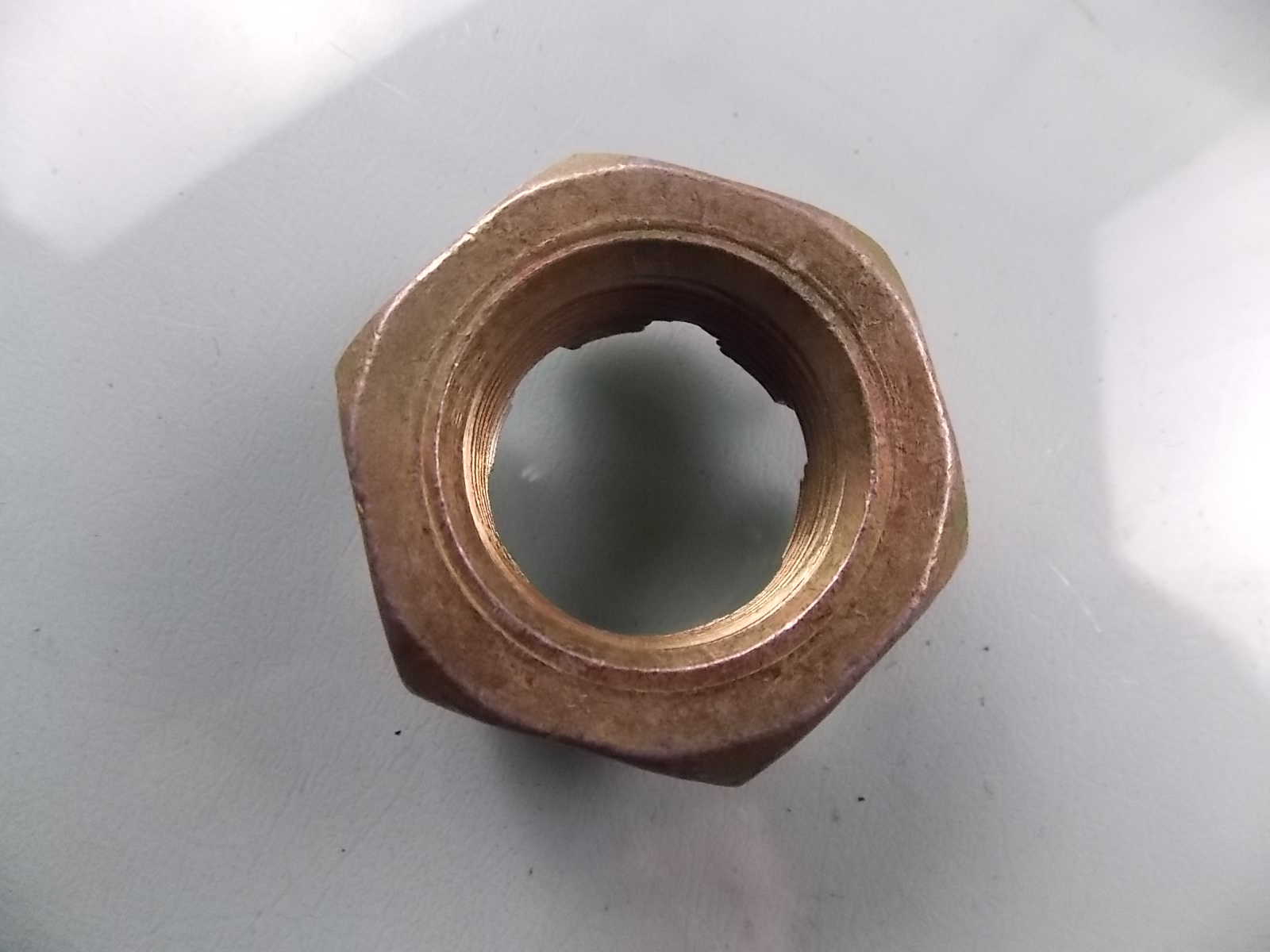 Active bevel lock nut-1