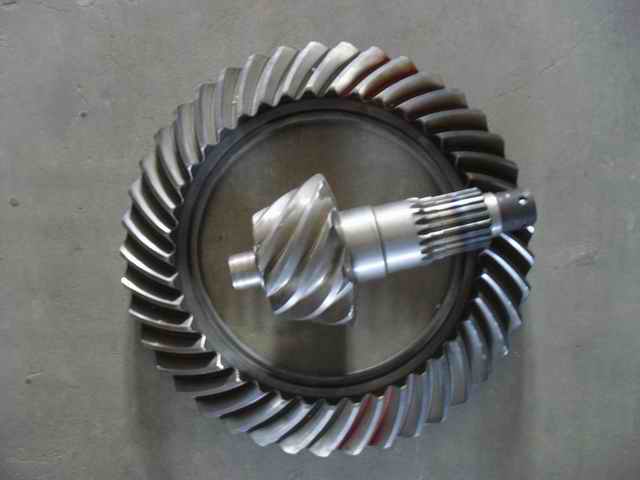 Main driven bevel gear (I=4.10/fine grinding)