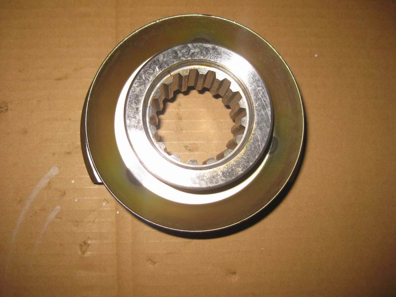 Differential flange assembly