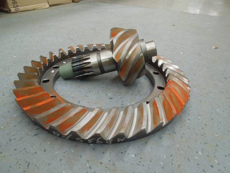 Main driven bevel gear (I=3.89/fine grinding)-1