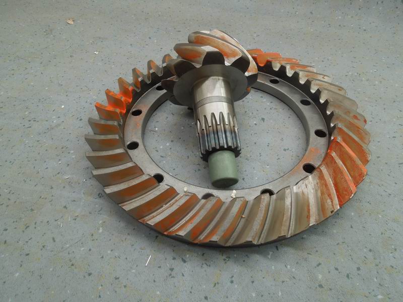 Main driven bevel gear (I=3.89/fine grinding)-2