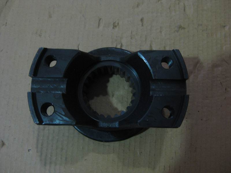 Differential flange assembly