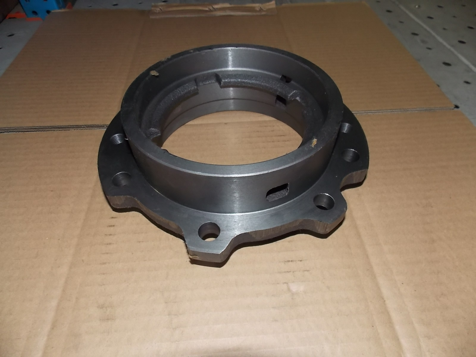 Активное коническое гнездо подшипника-2