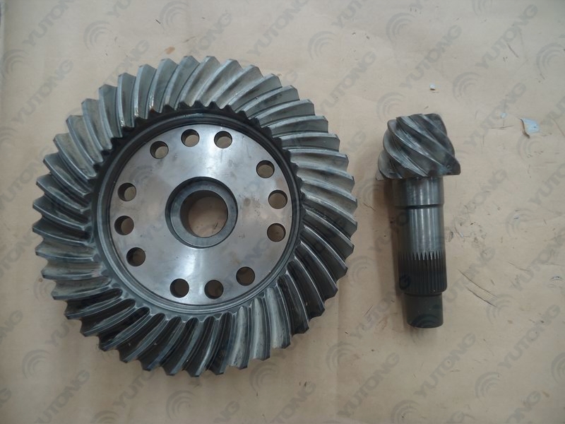 Main driven bevel gear (I=5.38/fine grinding)-1