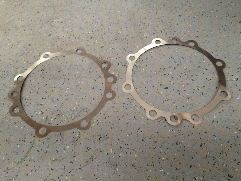 Отрегулируйте прокладку