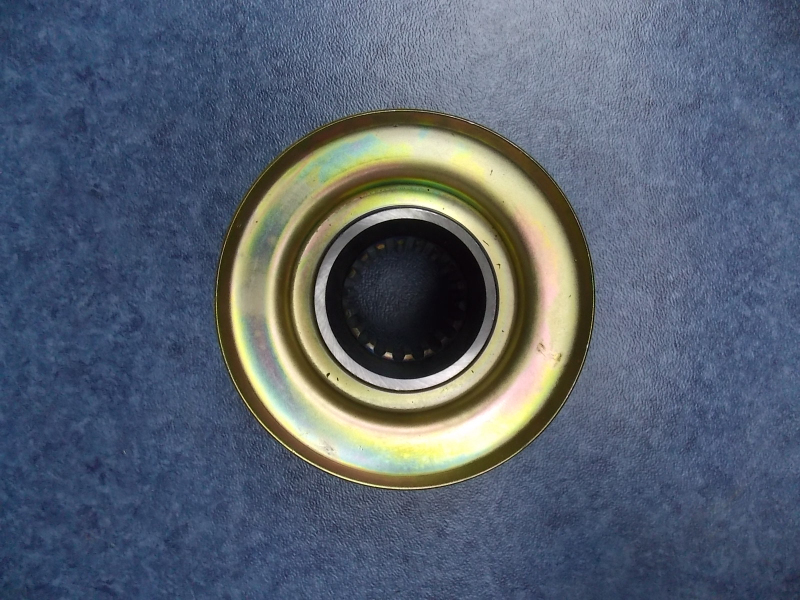 Differential flange assembly; 18 spline grooves