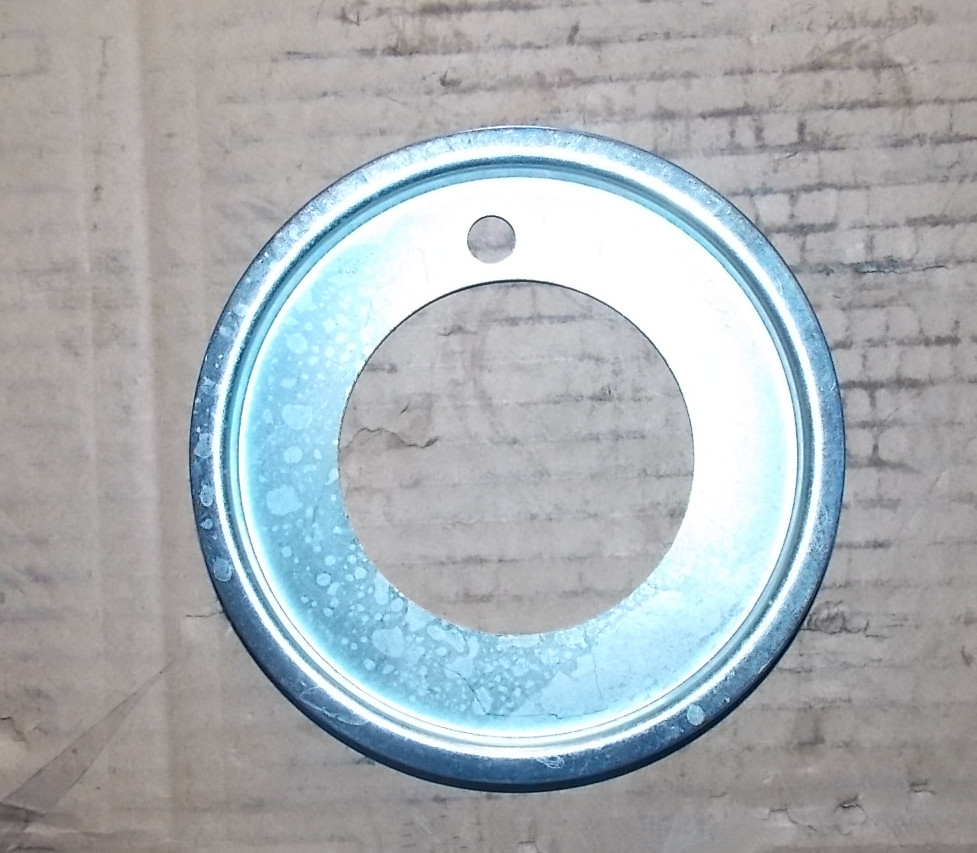 Сальник полуоси