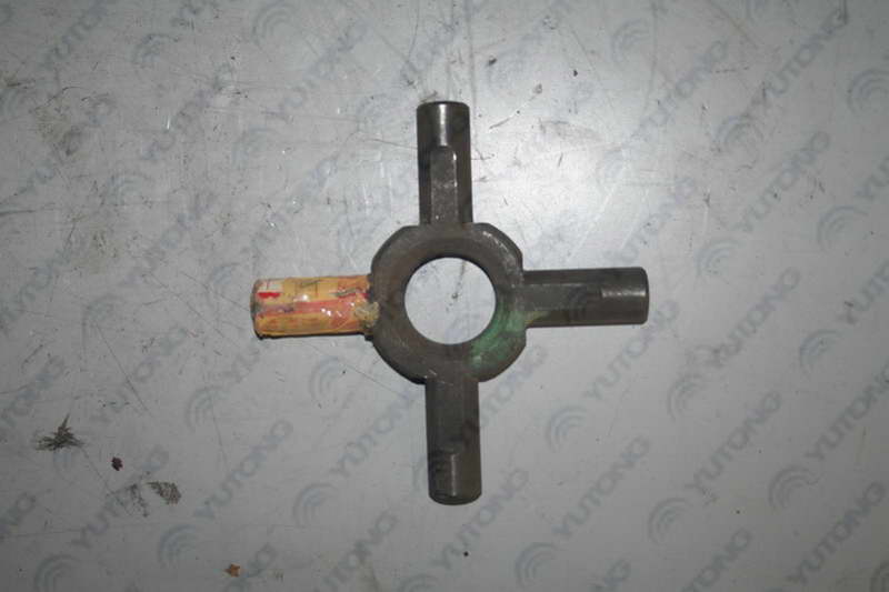 Поперечная ось