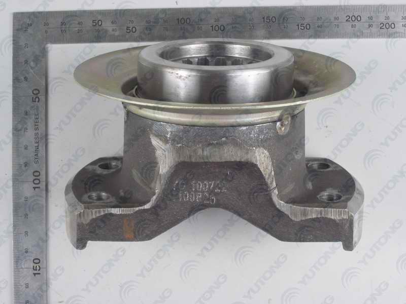 Differential flange assembly; fork type