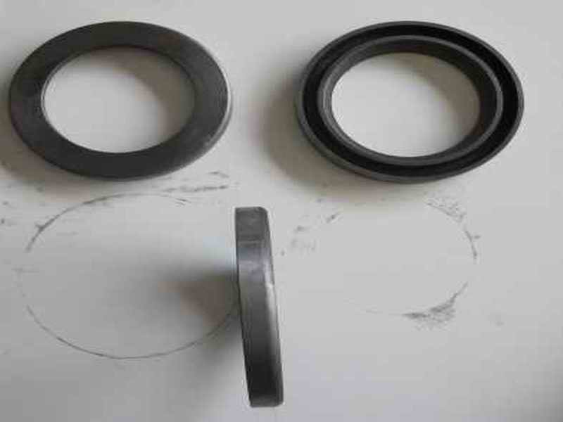 Hub oil seal seat