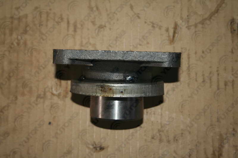 Differential flange assembly