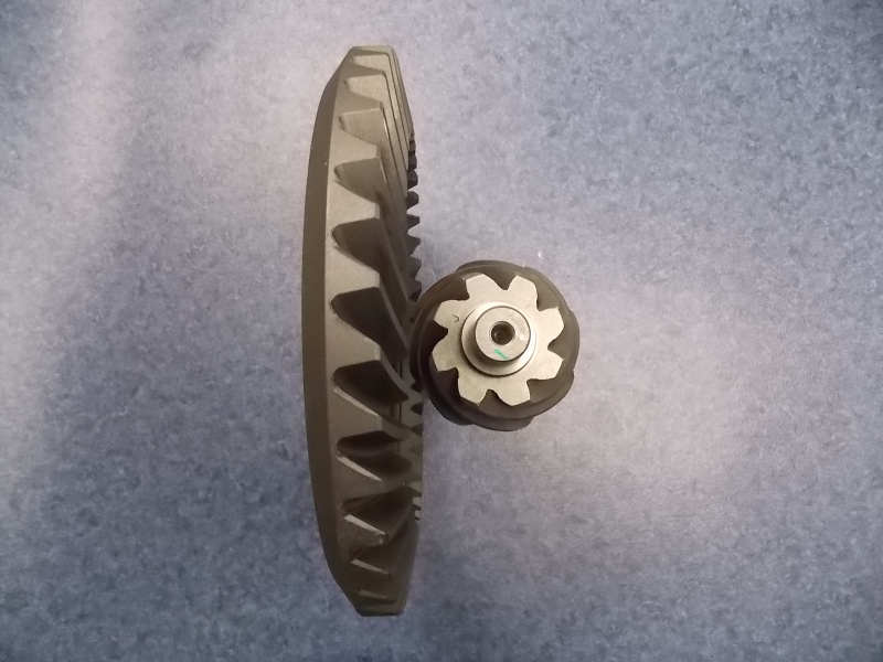 Main driven bevel gear (I=4.875/grinding)-2