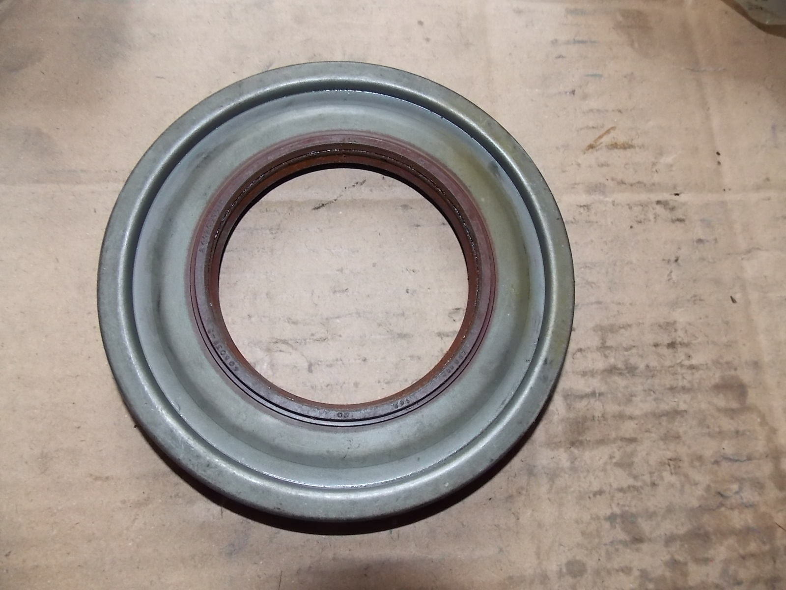 Active bevel gear oil seal-1