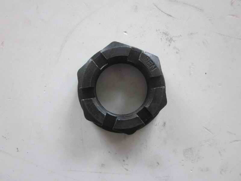 Active bevel lock nut; M39*1.5; slotted nut