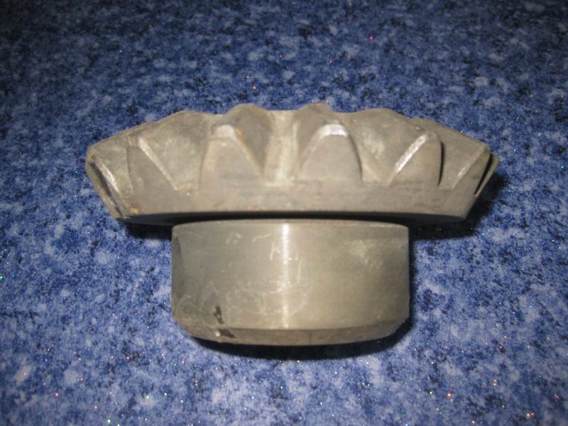 Half shaft gear; number of inner spline teeth*bevel teeth=25*16; no oil groove-1