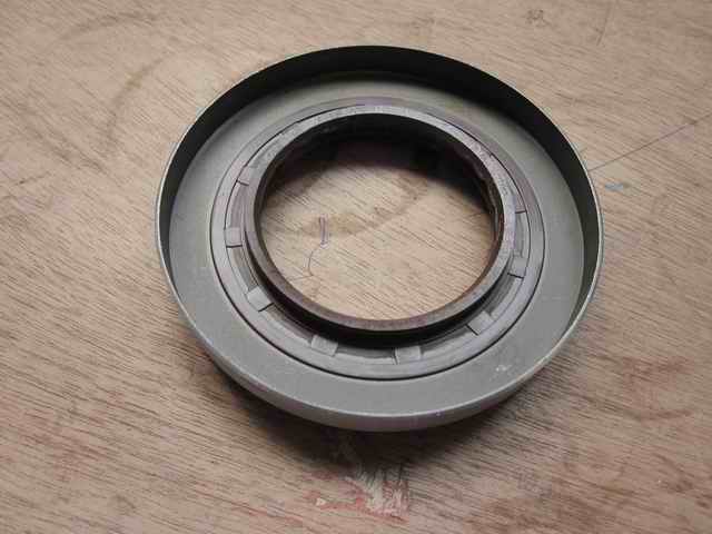 Active bevel gear oil seal-1